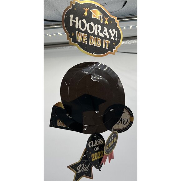 Graduation Swirl Decorations Set Black & Gold 2022 Congrats Grad Party Supplies - Picture 6 of 7